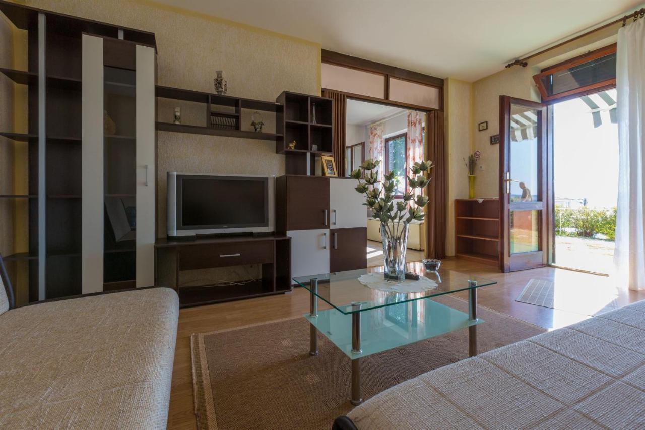Apartments Dragica Dramalj Extérieur photo